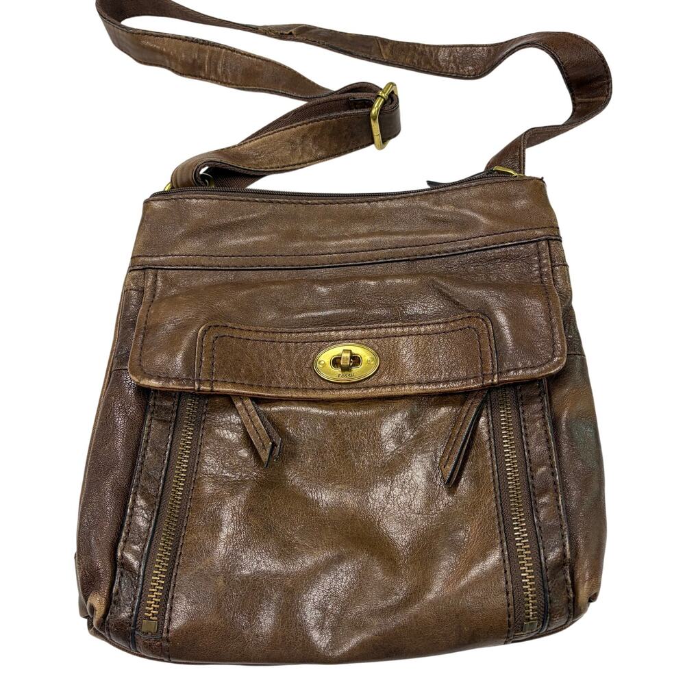 Fossil crossbody brown leather small messenger bag, purse. 6 pockets. boho
